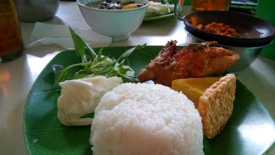 Bebek Goreng H. Slamet